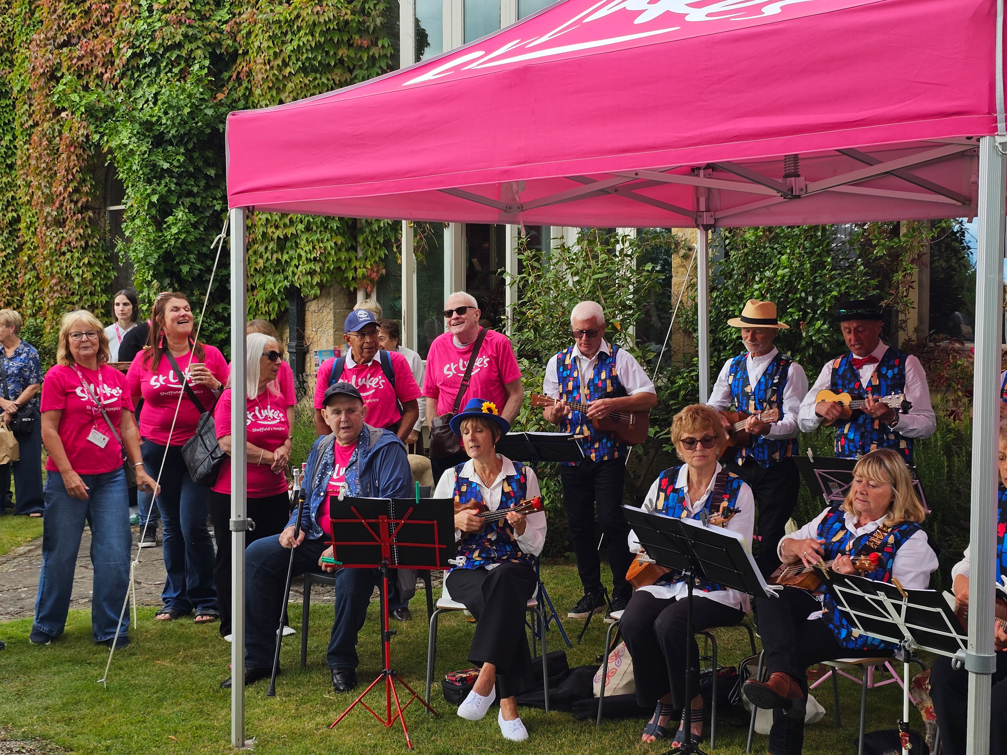 St-Luke's-Summer-Fayre-2025-782b69fff6-49af-4792-8d63-24dc6a6bfc5b.jpg