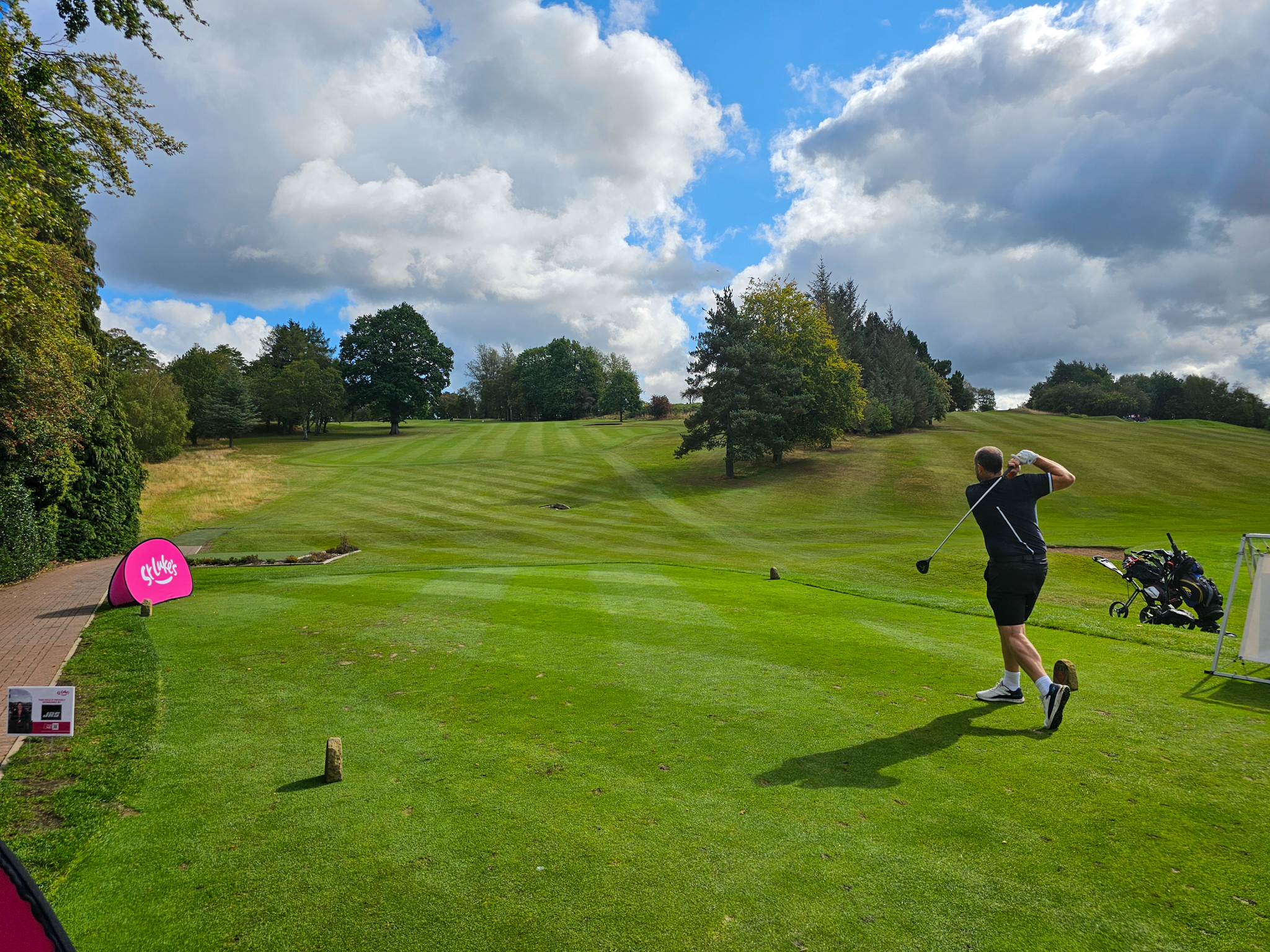 St-Luke's-Golf-Day-2025-Resized-123671229f1-af37-494a-ac30-8c0ef3c13df0.jpg