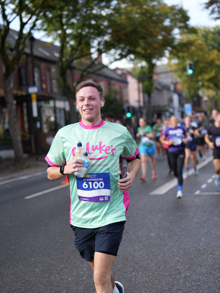 St-Luke's-Sheffield-10K-2025-Resized-15230b653b9-812f-45e1-b965-eea862b3997e.jpg