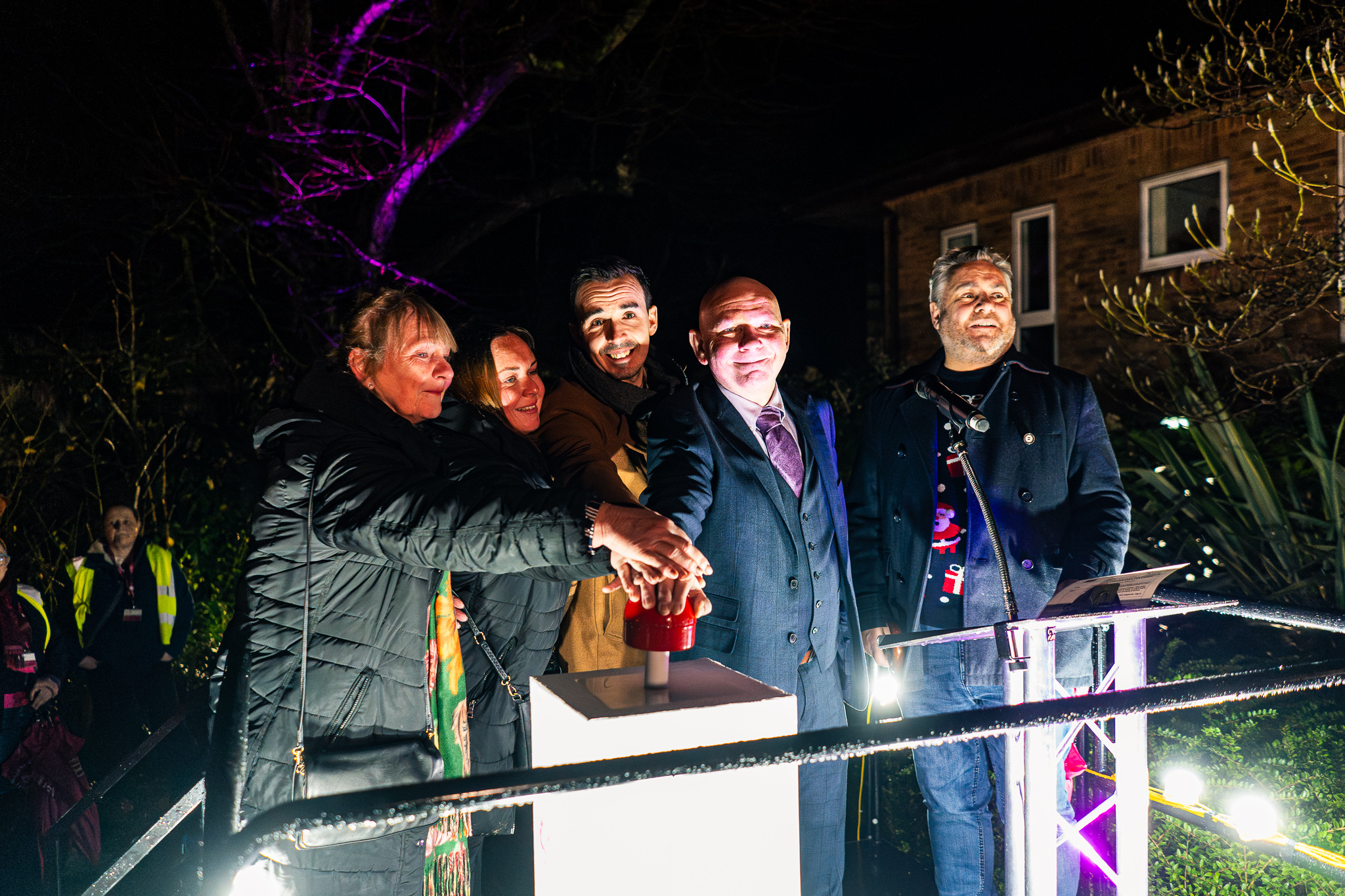 20251207---St-Lukes---Festival-of-Light_LOW_RES-190fbe6efd6-1f90-4a2d-b0bd-3756d62e9abf.jpg