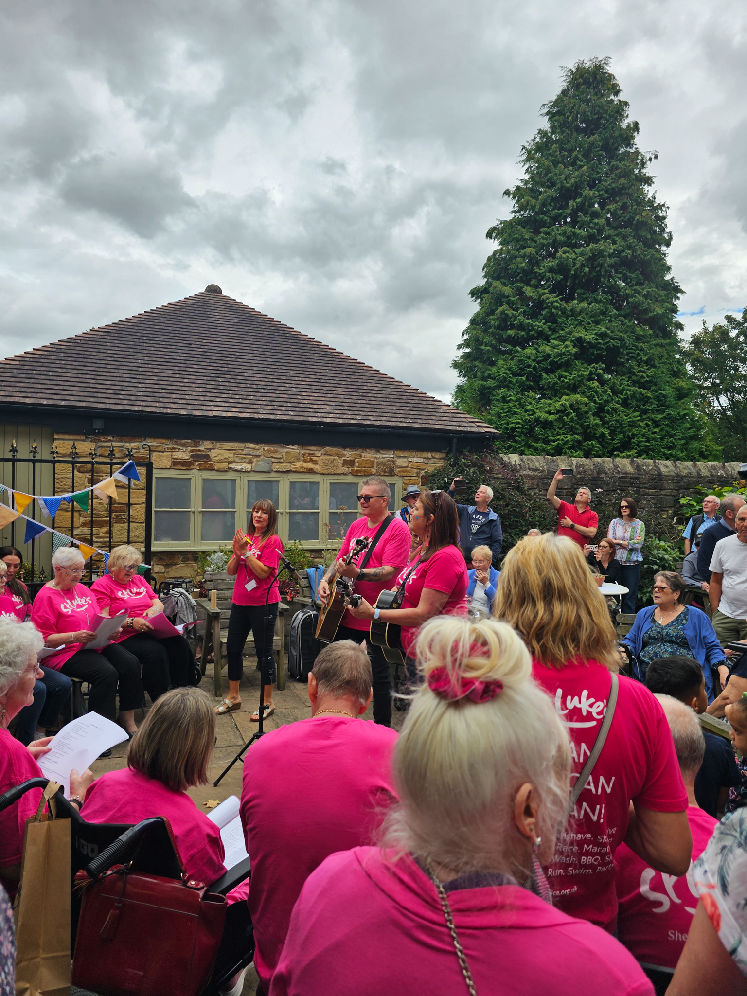 St-Luke's-Summer-Fayre-2025-38f5513d4a-bff1-4052-95a6-8e8ccf0fb633.jpg