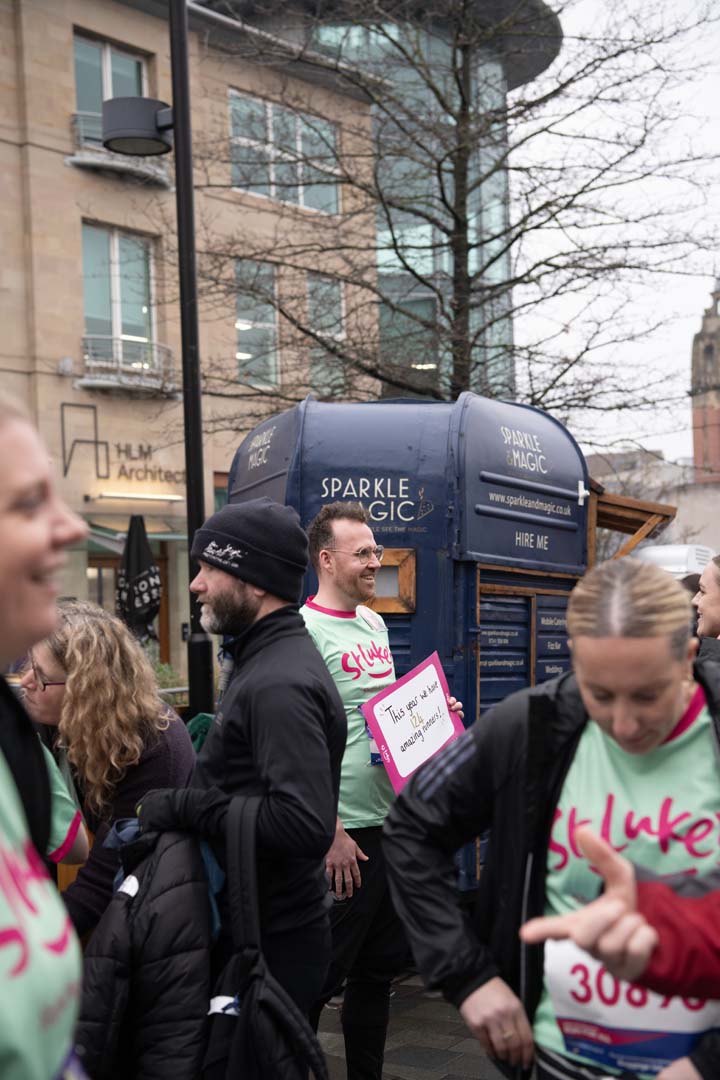 St-Lukes-Sheffield-Half-Marathon-2025-Louise-Resized-2-(52)6ee89edc-757d-4a03-95f0-a16bae4f1c6d.jpg