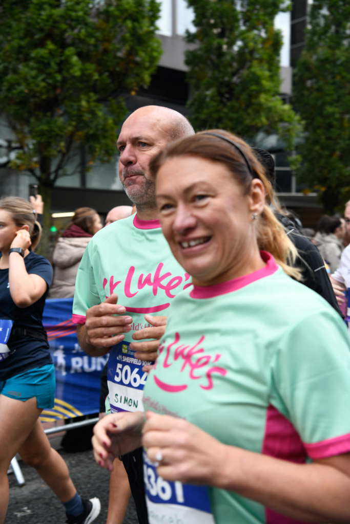St-Luke's-Sheffield-10K-2025-Resized-034b1c6df01-449b-43ae-8707-969a8ef5e132.jpg