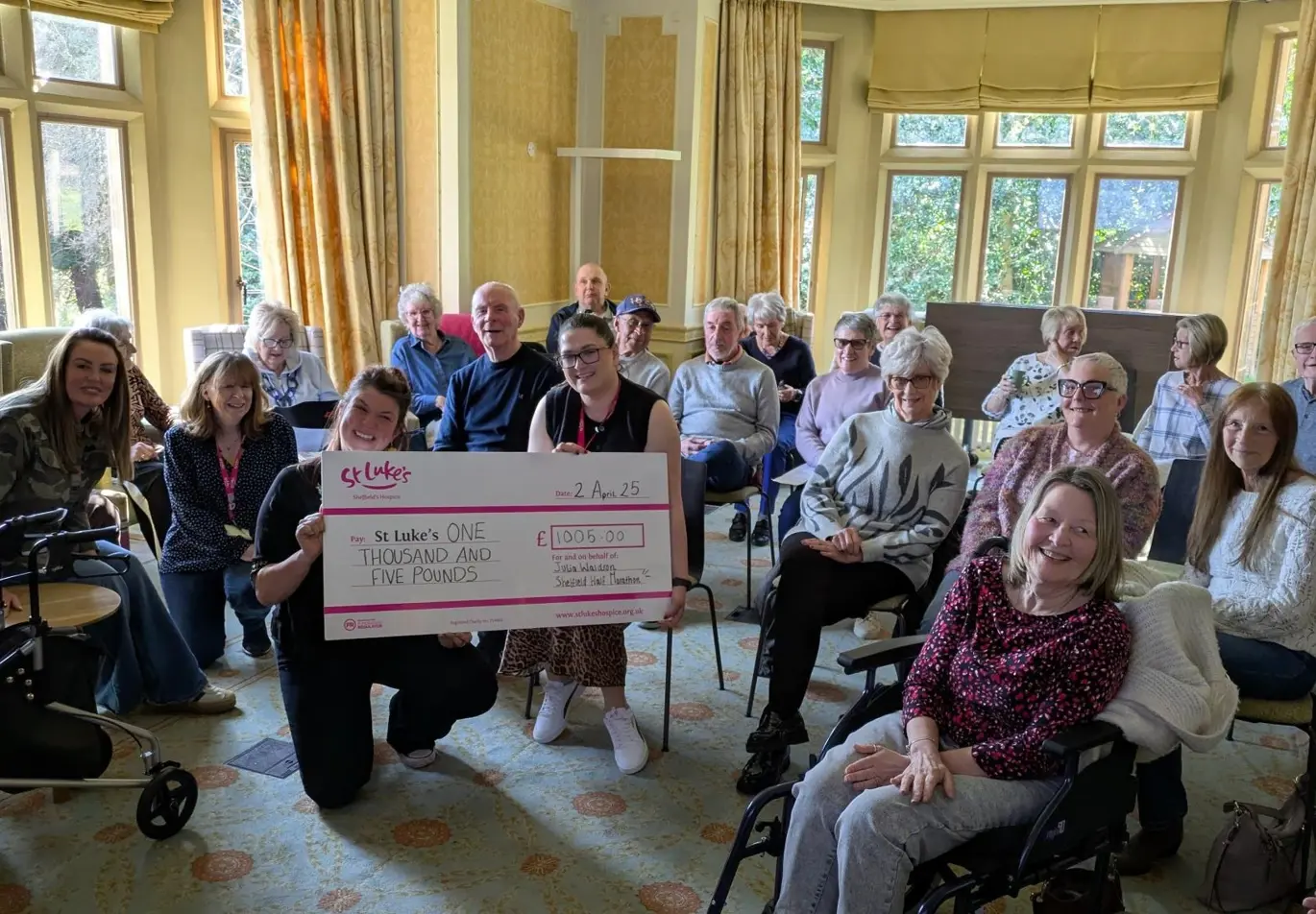 Julia-Waldron-cheque48d486b7-8761-4335-b2b0-e3555f5f2c39.jpg