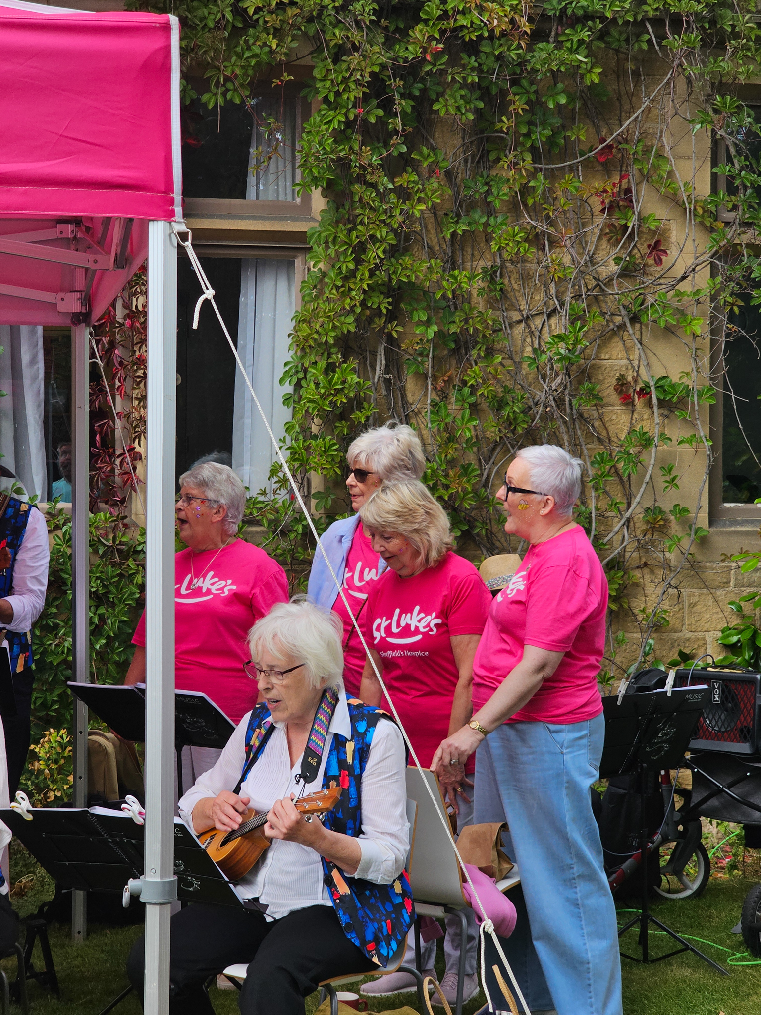St-Luke's-Summer-Fayre-2025-83ffdd299f-6e5a-4590-a9df-bc07fc36ce3d.jpg
