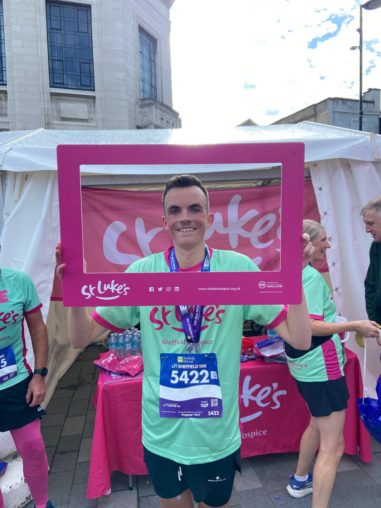 St-Luke's-Sheffield-10K-2025-Resized-1158894a6b9-51be-4d66-ad99-120c2acf5e62.jpg