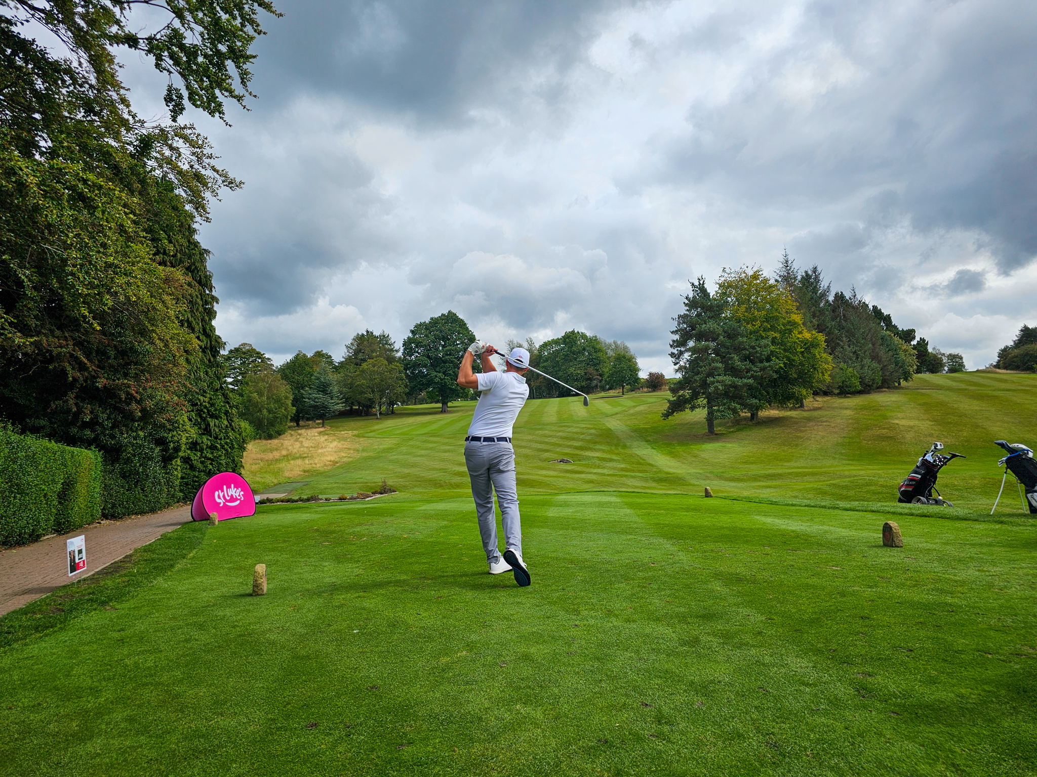 St-Luke's-Golf-Day-2025-Resized-14372b9237a-fffc-4a7d-8228-218c2cccd062.jpg