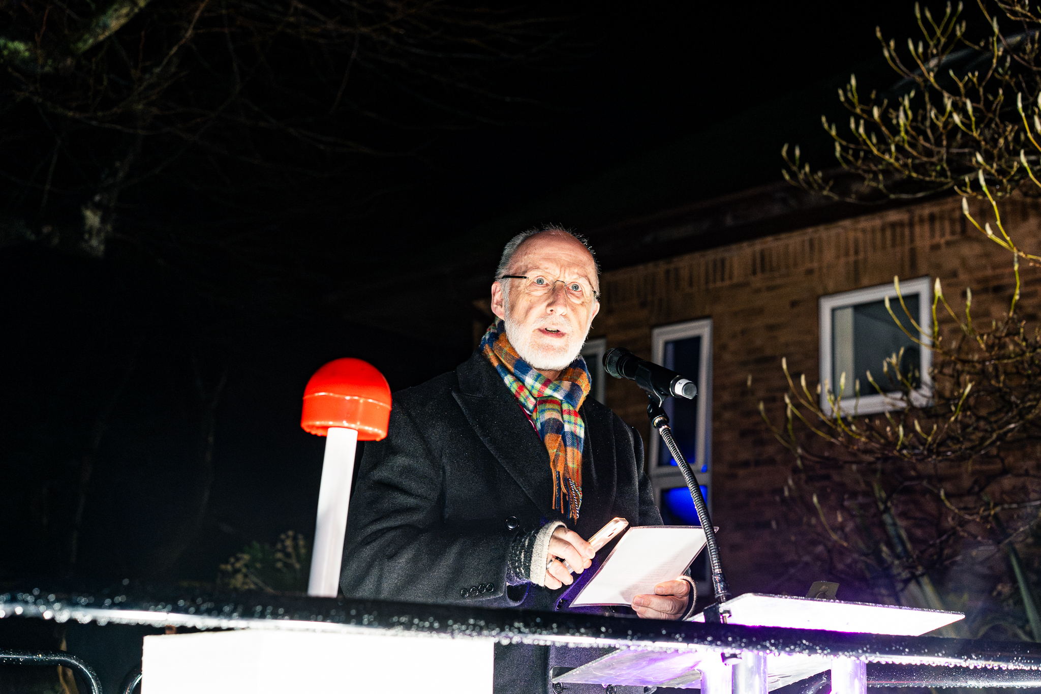 20251207---St-Lukes---Festival-of-Light_LOW_RES-18766177fc9-7b65-42c6-ac53-39211b06368e.jpg