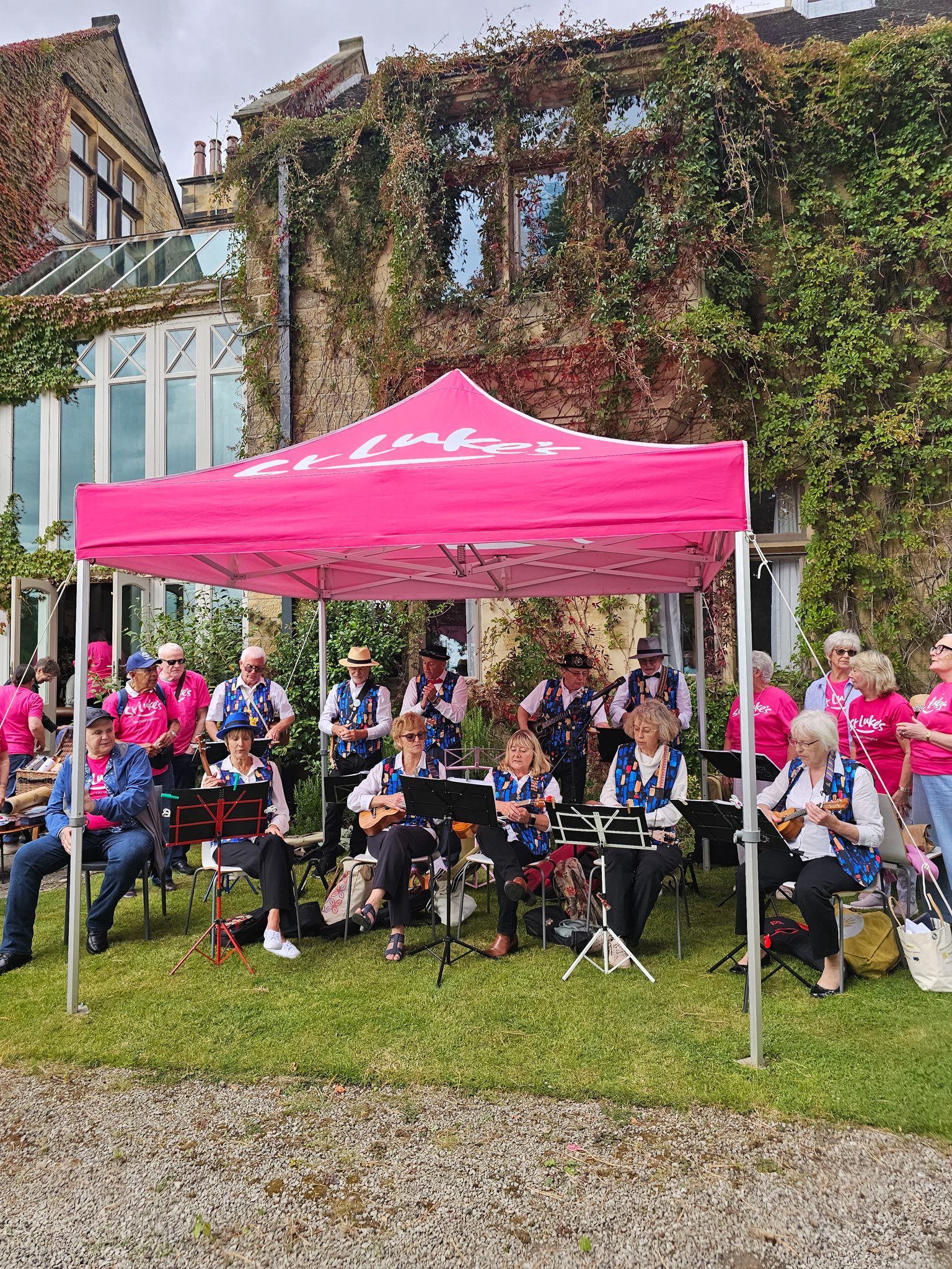 St-Luke's-Summer-Fayre-2025-8655ffb692-8156-4b89-991a-9a615255600e.jpg