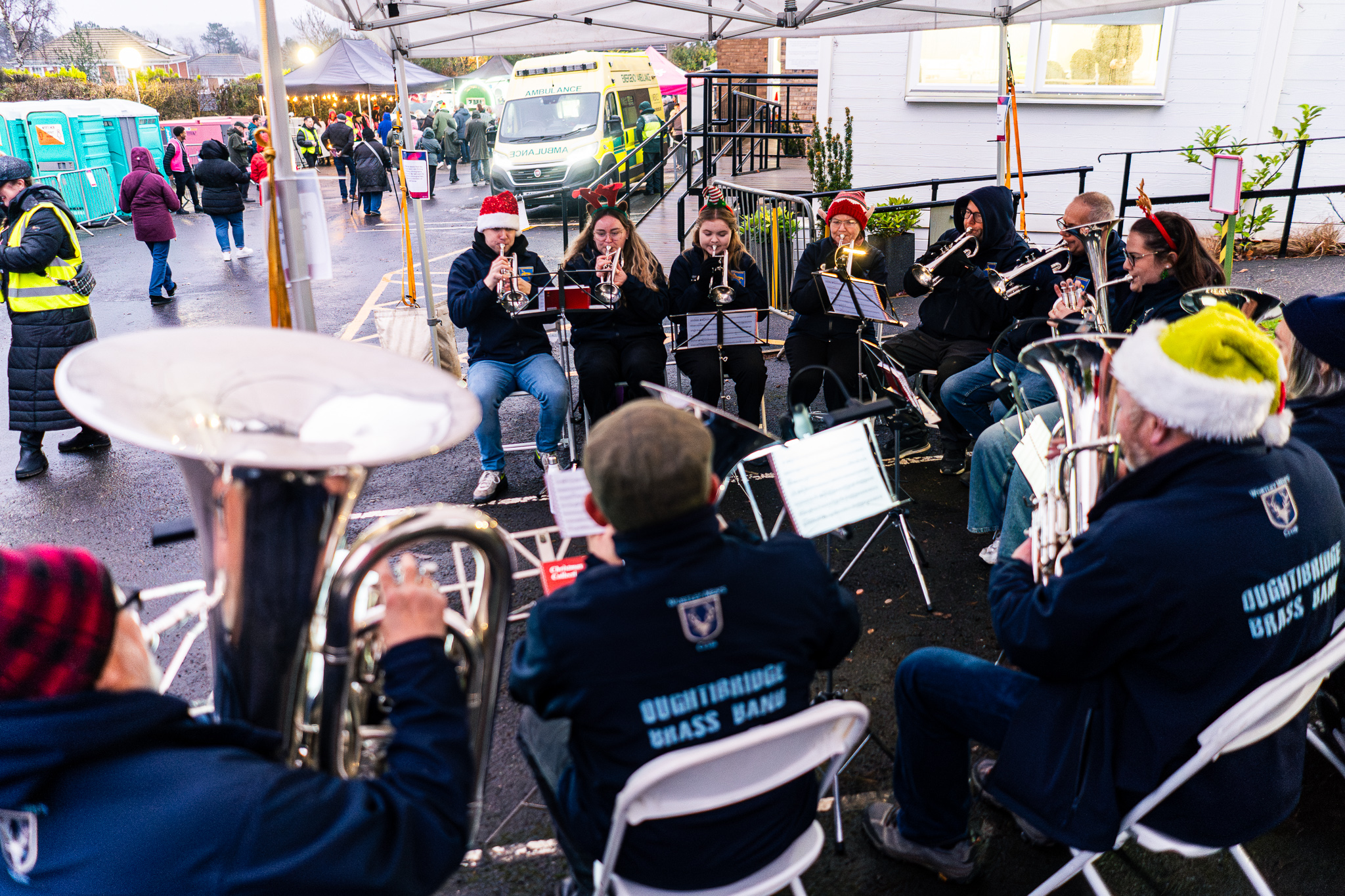 20251207---St-Lukes---Festival-of-Light_LOW_RES-159fca5453-a54a-4483-a00d-809f2a2359e9.jpg