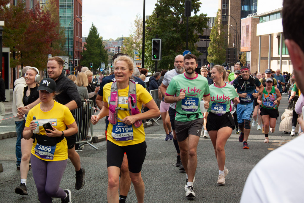 St-Luke's-Sheffield-10K-2025-Resized-0852f80eb7d-a15d-434a-8a35-3530ecdc6383.jpg
